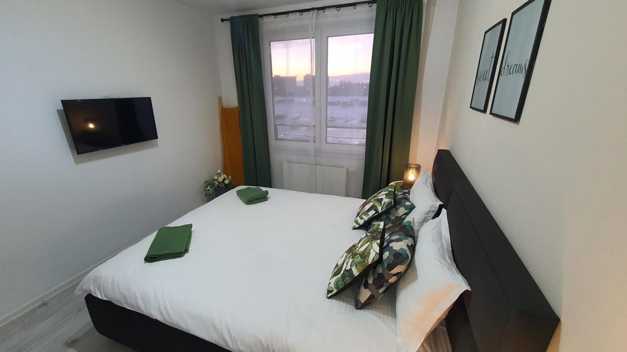 Green Apartment Coresi Braşov Dış mekan fotoğraf