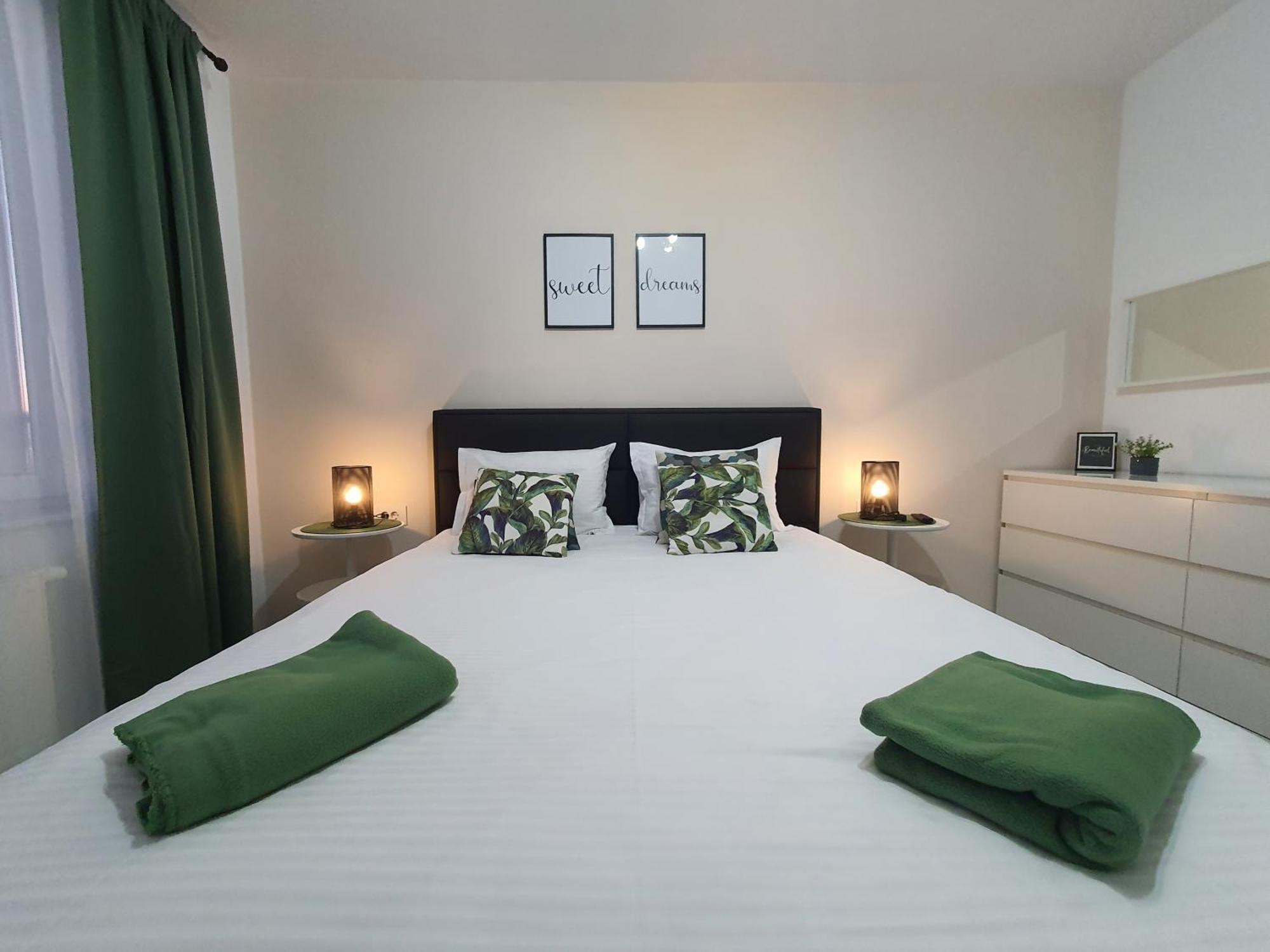Green Apartment Coresi Braşov Dış mekan fotoğraf